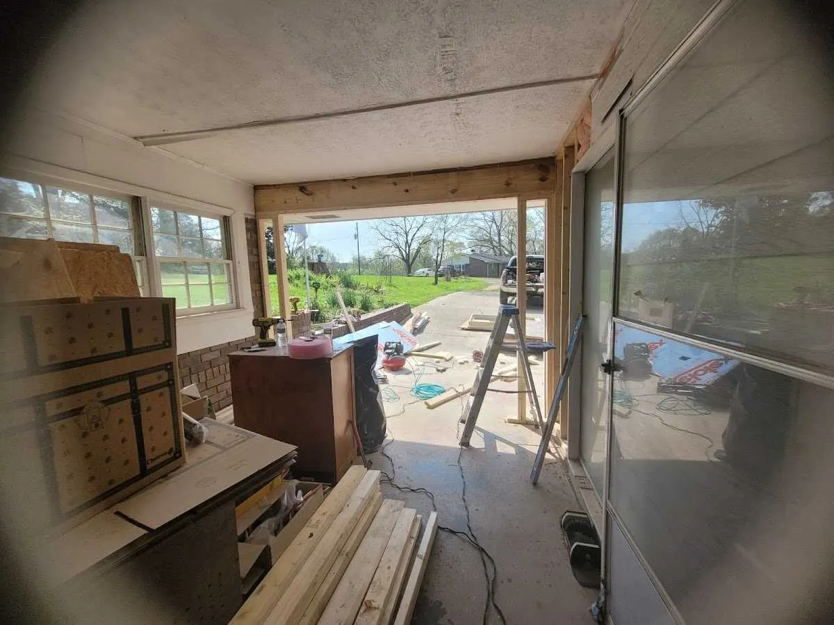 Air movers and dehumidifier for Water Mitigation Services in Key West